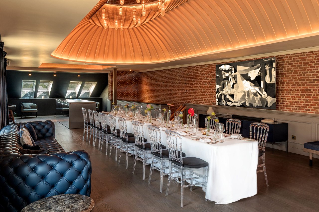 PRIVATE DINNER